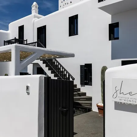 She Mykonos Boutique ホテル 3*