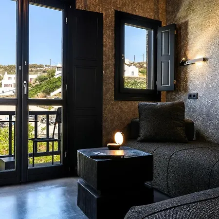 She Mykonos Boutique 3*