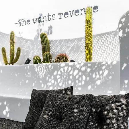 She Mykonos Boutique