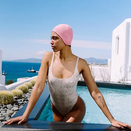 She Mykonos Boutique 3*