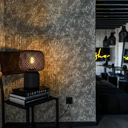 She Mykonos Boutique فندق 3*