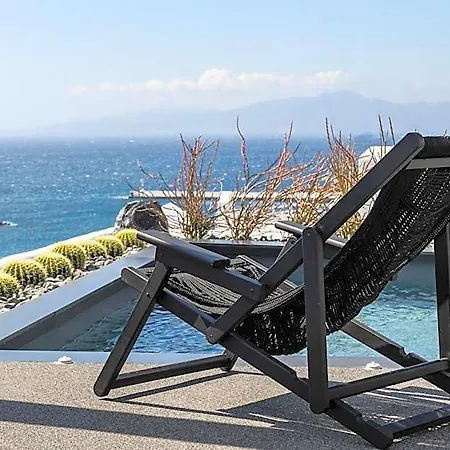 She Mykonos Boutique 3*
