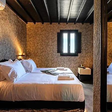 She Mykonos Boutique Hotel 3*
