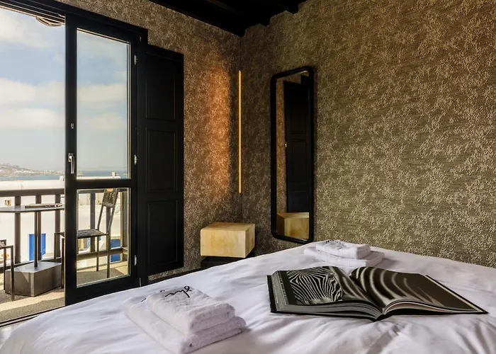 She Mykonos Boutique